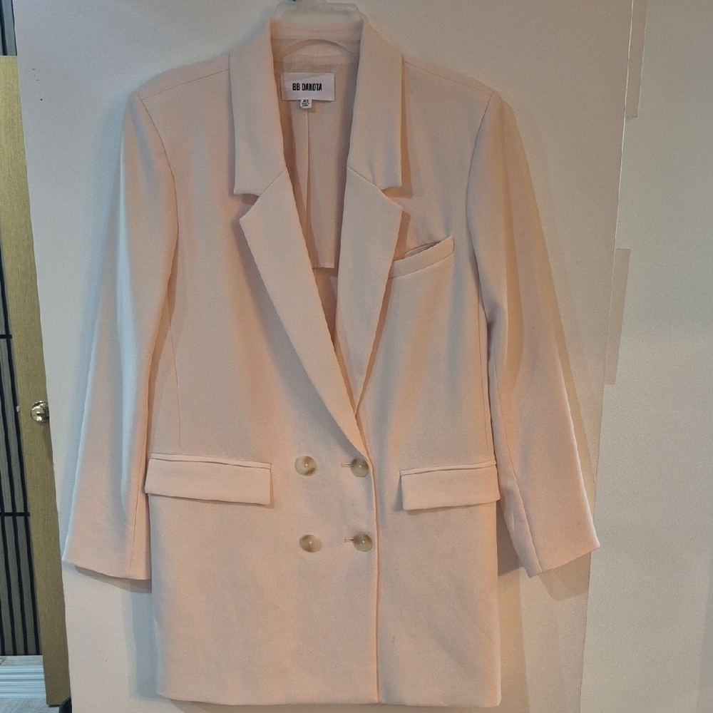 BB Dakota Blush Double Breasted Blazer with Wide Lapels and Relaxed Fit